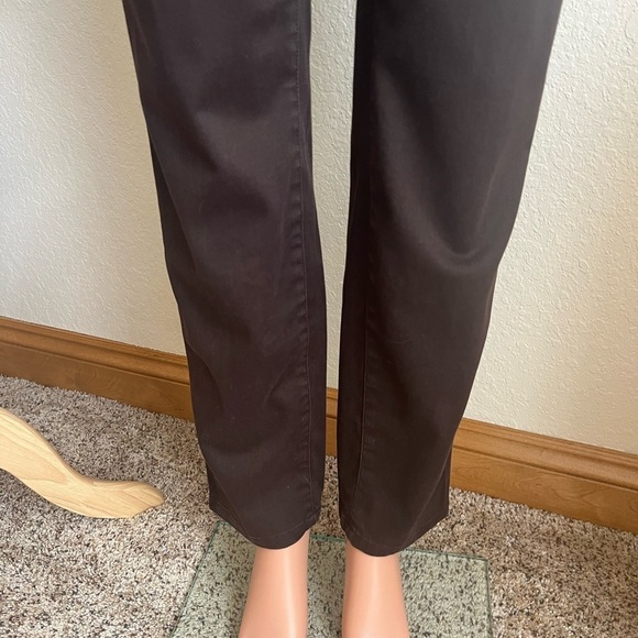 Carlisle Collection Size 10 Brown Stretch Jeans - Picture 4 of 9